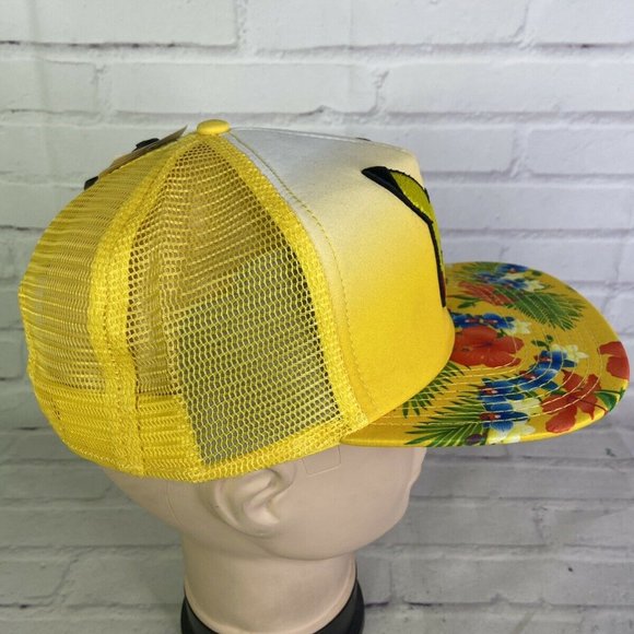 Amazon.com: Bioworld Pokemon Pikachu Youth Black Snapback  Pokemon Pikachu Logo Yellow Mesh Back Snapback Hat